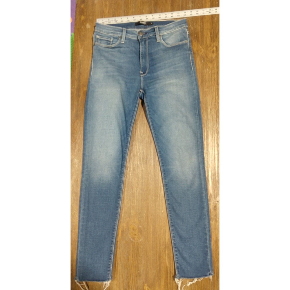 Hudson Jeans Women's Size 27 Medium Wash Blue Denim Mid-Rise Straight Raw Hem